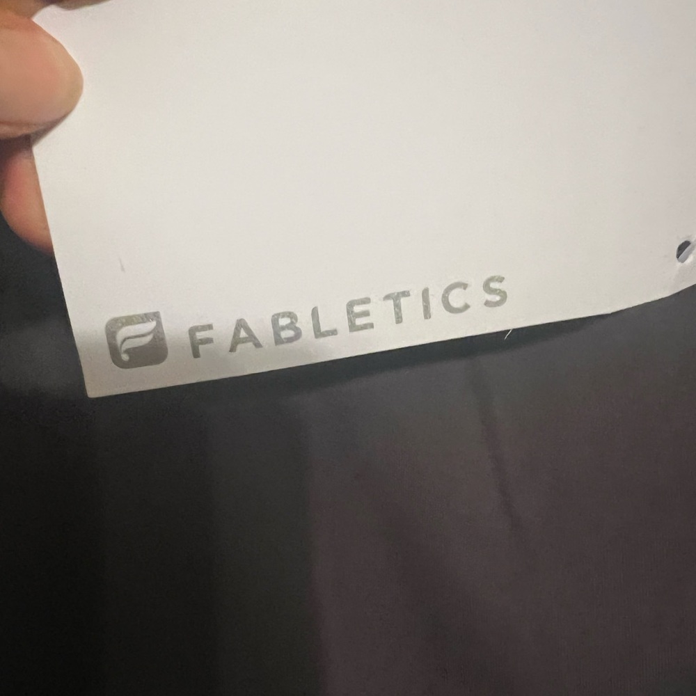Fabletics Athletic Top - Picture 6 of 8